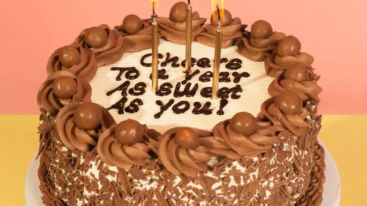 Cake Box – eggless cake shop in St Austell town centre
